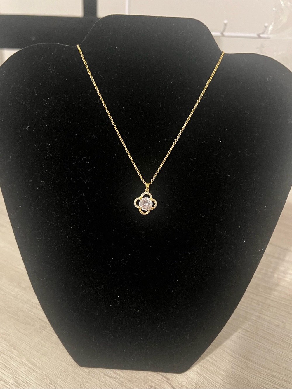 Elegant 18K Gold-Filled Clover CZ Pendant Necklace